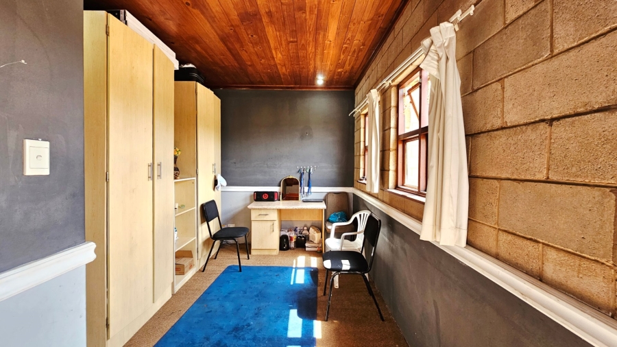 1 Bedroom Property for Sale in Brandwag Free State